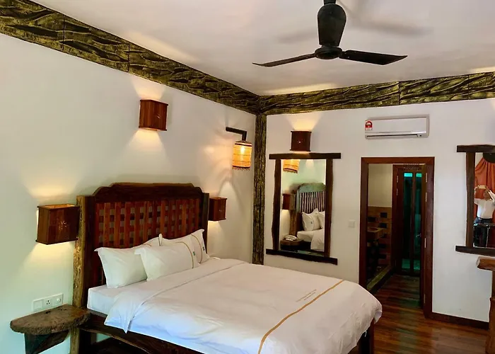 Little & Ciudad de Siem Riep